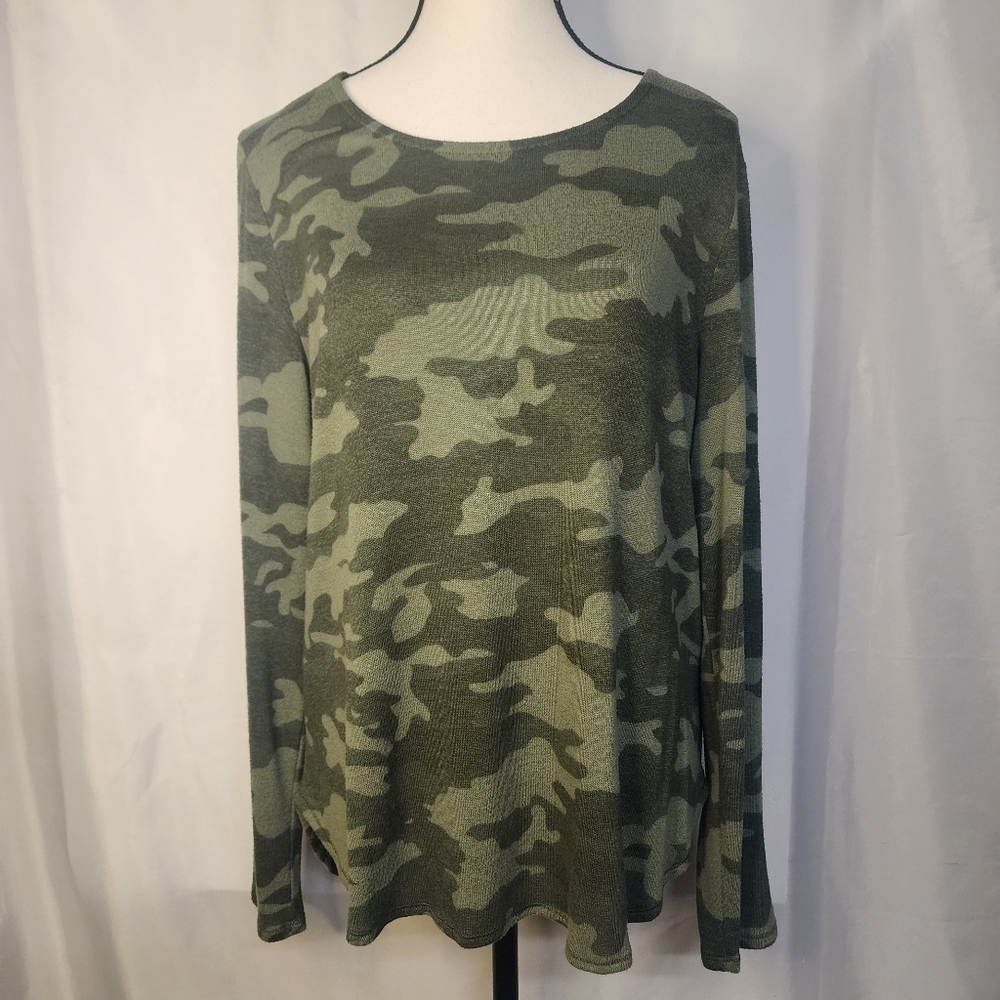 Old Navy Womens Camouflage Scoop Neck Light Weight Sweater Size Large